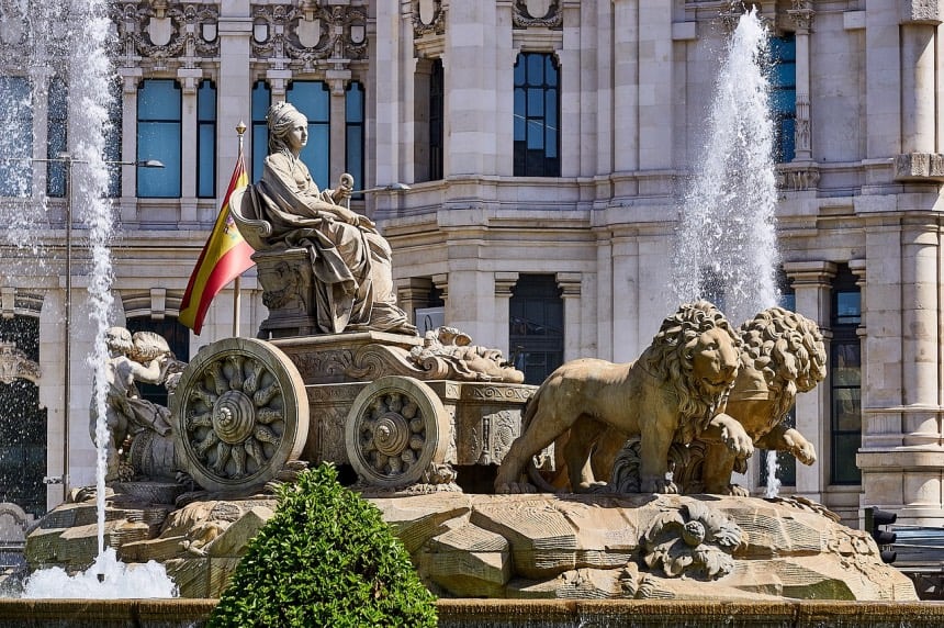 A fountain in central Madrid